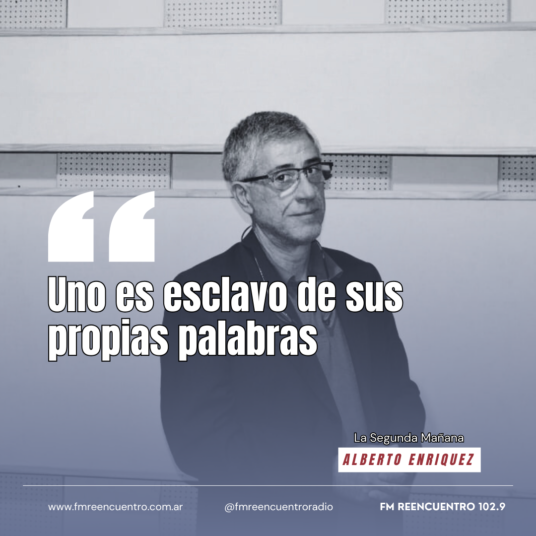 Post de Instagram Noticia Frase Entrevista Moderno Azul (1)