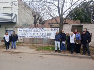Movilización frente a la sede del PAMI